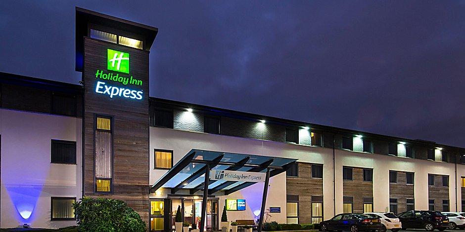 Holiday Inn Express Cambridge, An Ihg Hotel Exterior photo