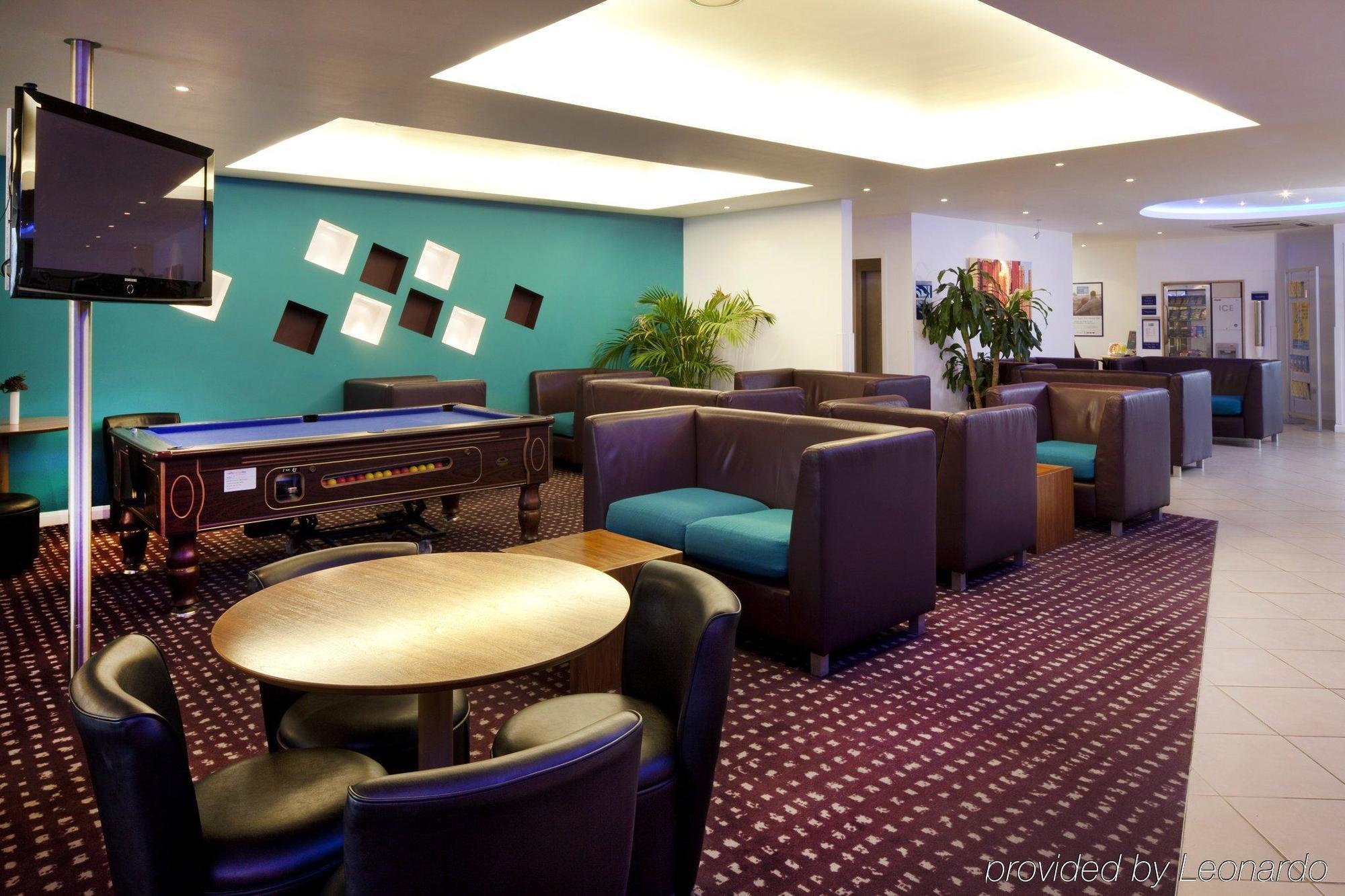 Holiday Inn Express Cambridge, An Ihg Hotel Restaurant photo